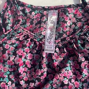 selling a dressy tanks top for girls sizes 7-8